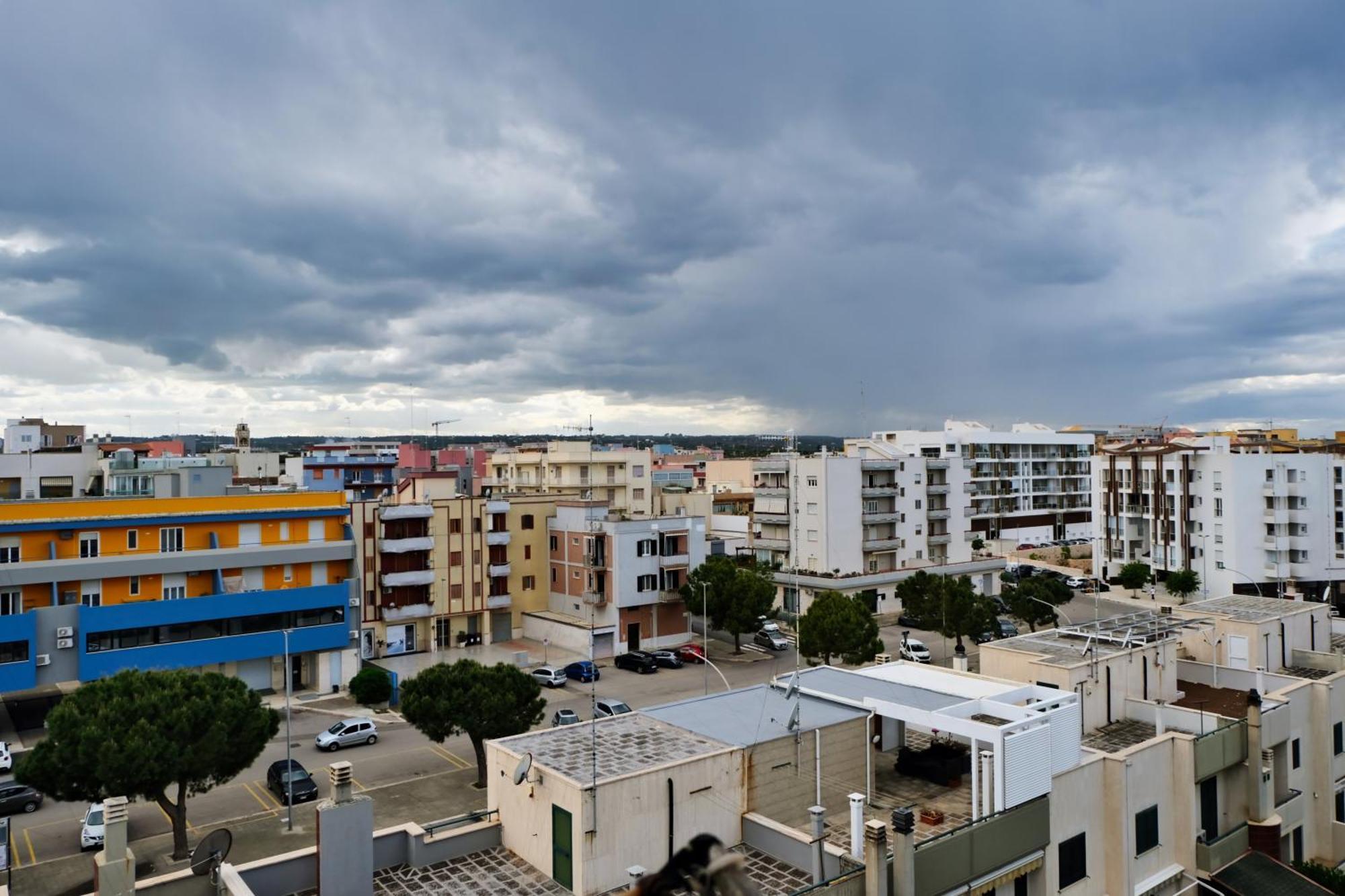 Mare Mary - Appartamento Vista Mare A Монополі Екстер'єр фото